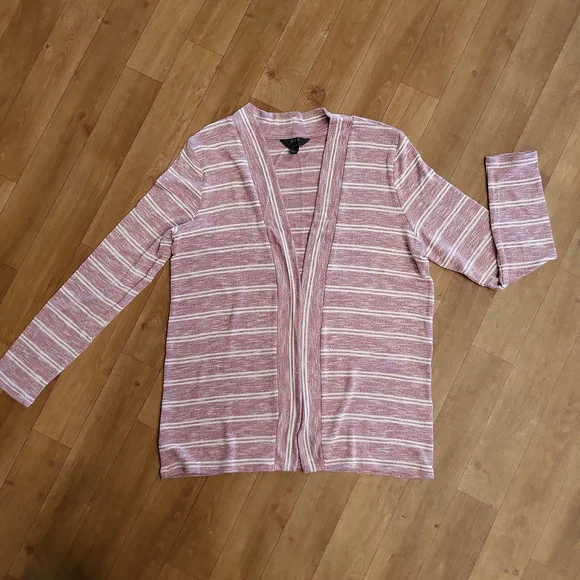 Mix by 41 Hawthorn Sweaters Lightweight Flyaway Cardigan